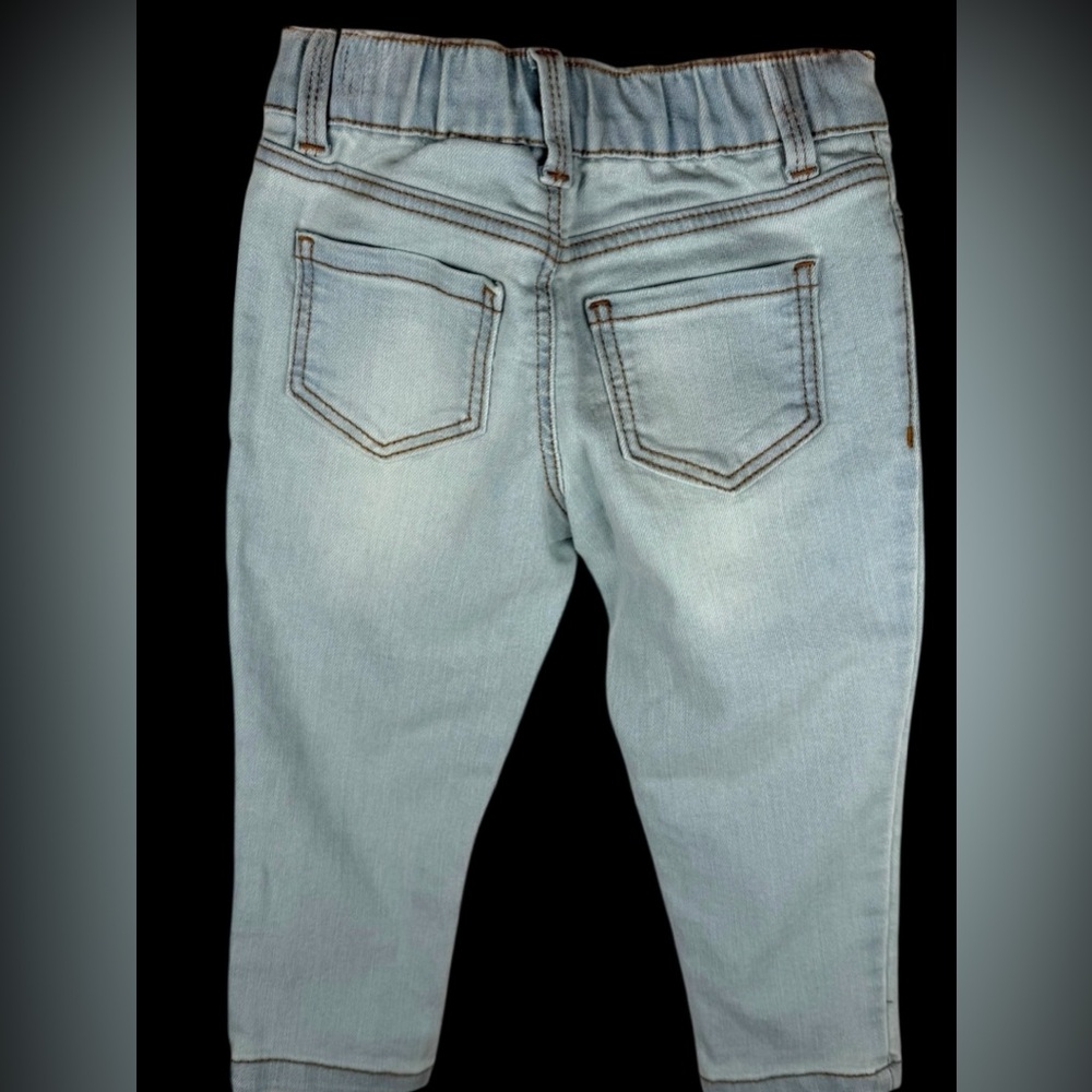 OshKosh B’gosh by Carter’s Baby Girl Jeans 18M Light Wash – Brand New with Tags - Picture 5 of 16